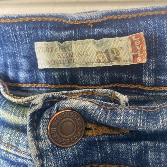 Levis 512 Jeans Womens Size 12P Perfectly Slimming Bootcut Medium Wash Stretch D - Picture 2 of 14